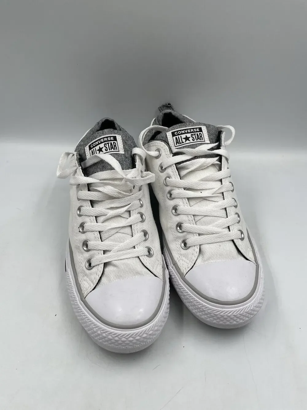 Converse Unisex Chuck Taylor All Star Ox Men’s Size 9, Women’s Size 11